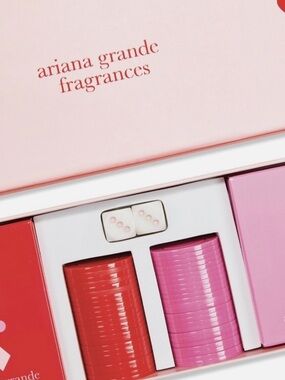 Ariana Grande Fragrances Gift Set
